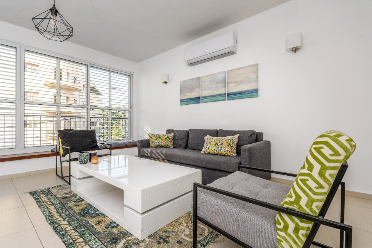 Port Area - Spacious 2 Bdr Close To The Port * Tel Aviv-Jaffa